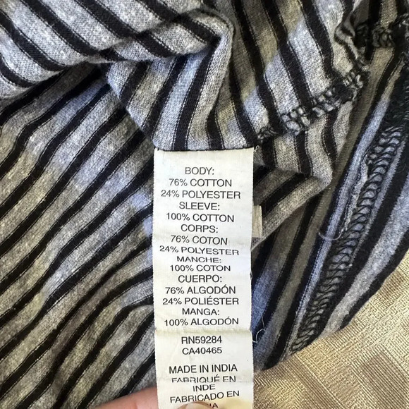 Children's Place Boys‎ Long Sleeve Shirt Gray/green  Graphic size s 5/6 set of 2 - Picture 11 of 12